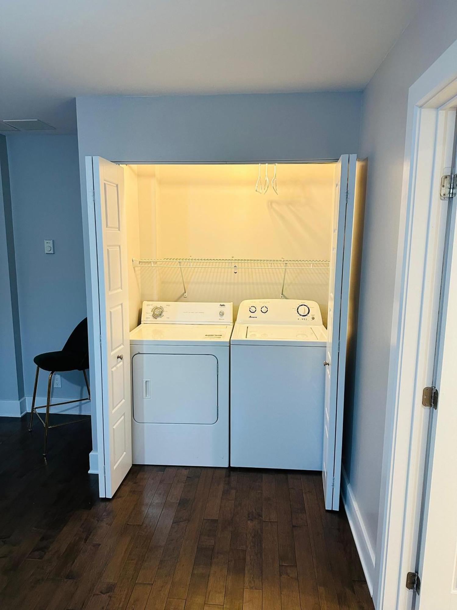 Urban Retreat - 2 Bedroom, 3 Beds, 6 Guests, Free Parking Лонгёй Экстерьер фото