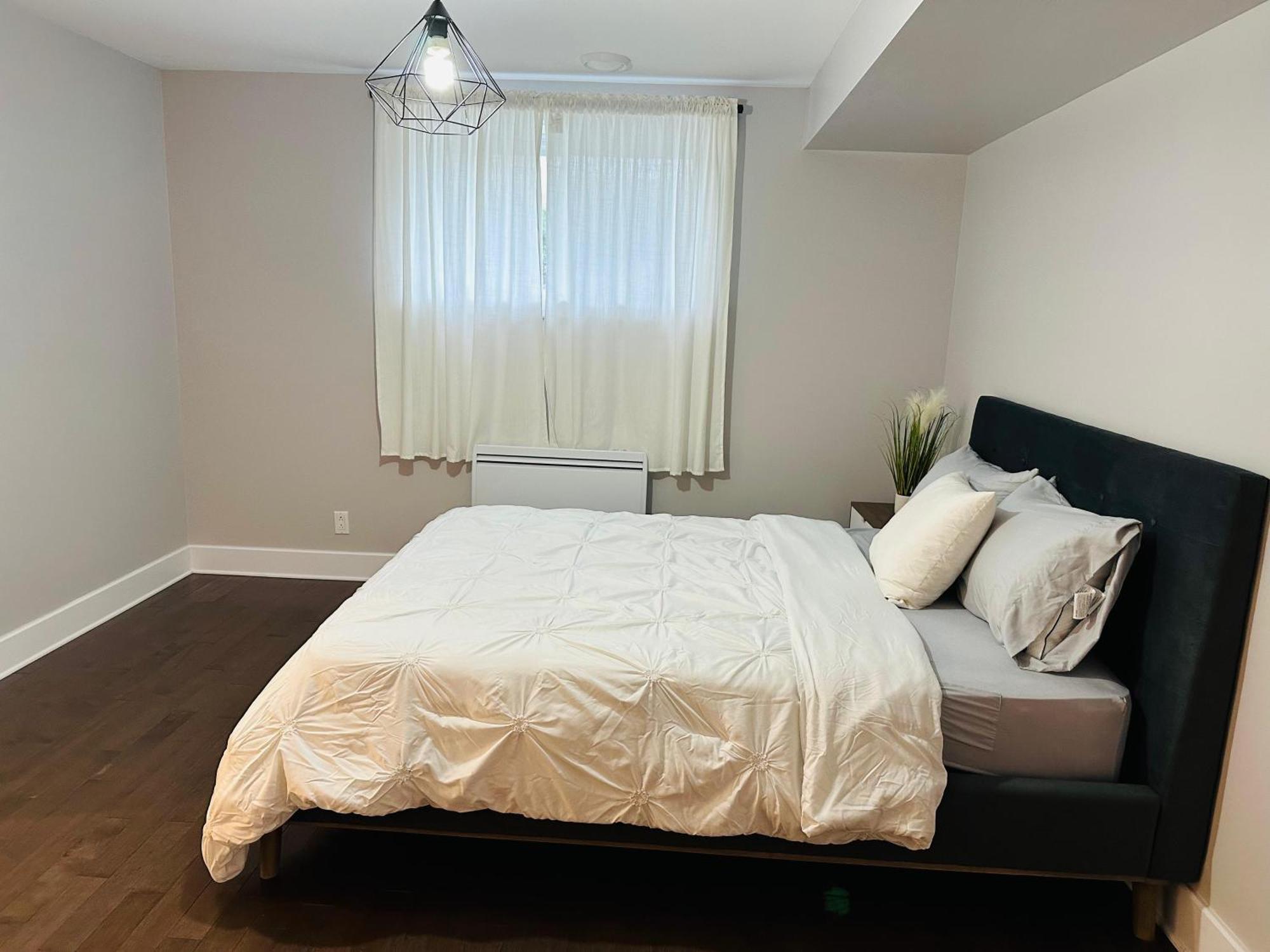 Urban Retreat - 2 Bedroom, 3 Beds, 6 Guests, Free Parking Лонгёй Экстерьер фото